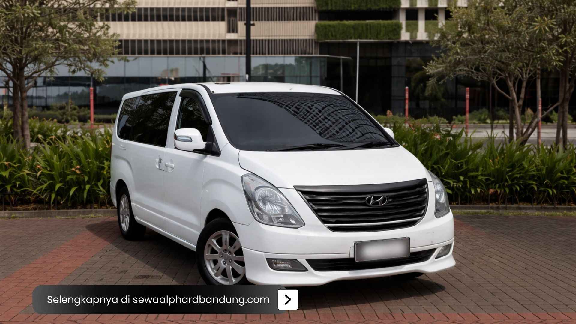 Mobil Mirip Alphard yang Banyak Diperbincangkan