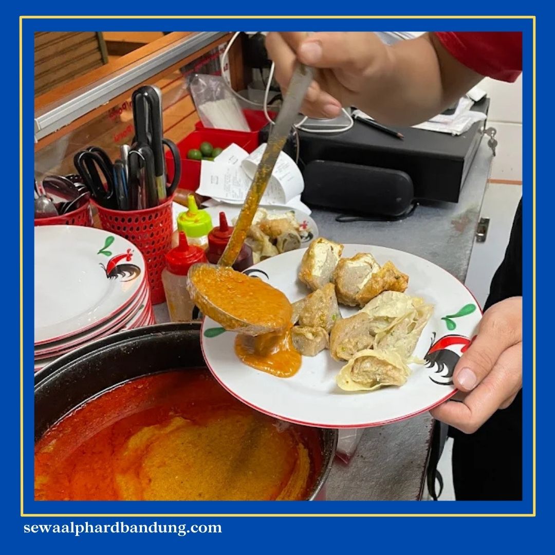 Batagor Kuliner Pasar Cihapit Bandung