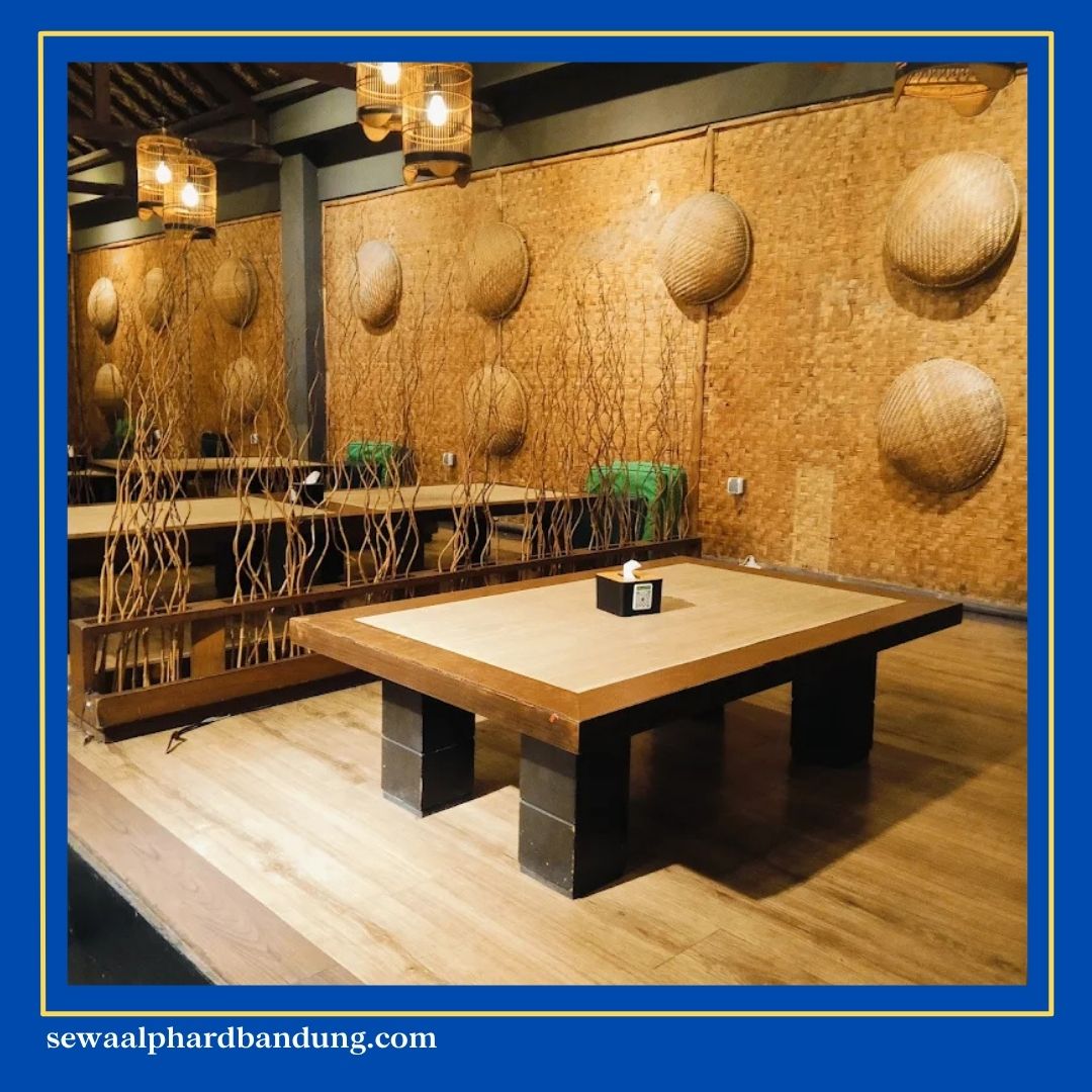 3 Tempat Makan Di Bandung yang Nyaman